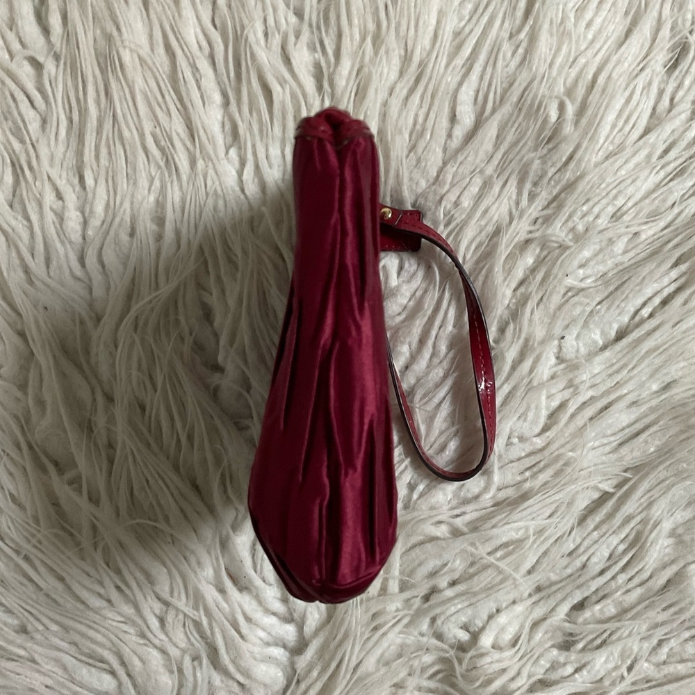 Coach Ashley Wine Red Zip Around Gathered Satin Y2K 2000s Wristlet Bag EUC - Picture 4 of 8